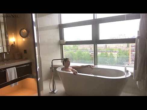 ❤️ Babe yang luar biasa ghairah jerking off dia di dalam bilik air ❤️❌ Lucah dubur pada kami ❌❤